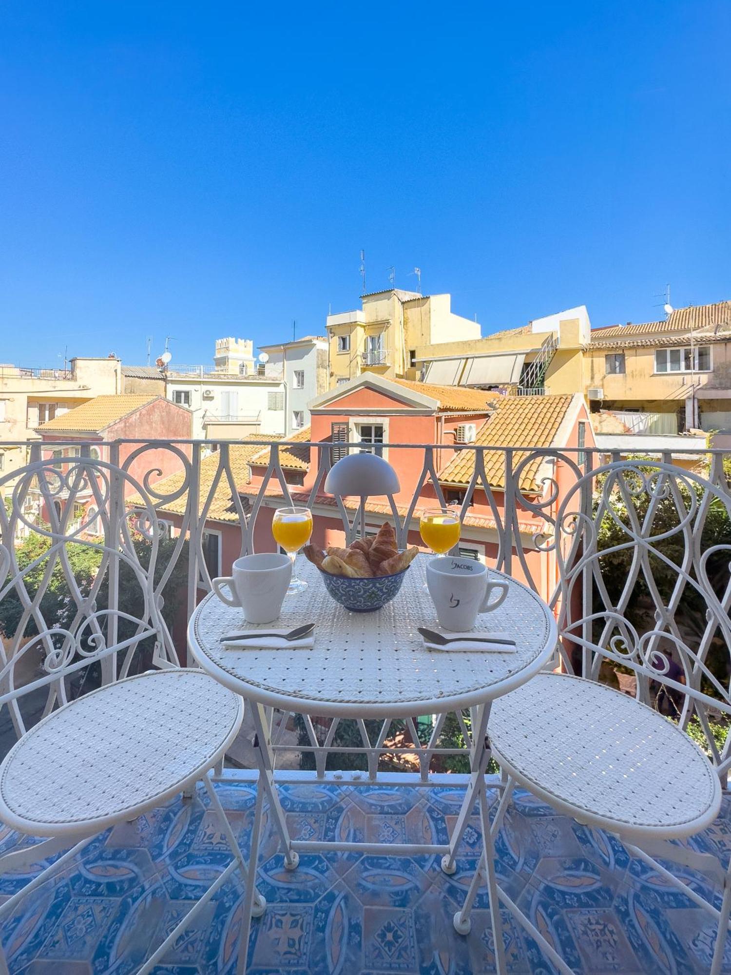 Vailato Swan White Suite Corfu  外观 照片