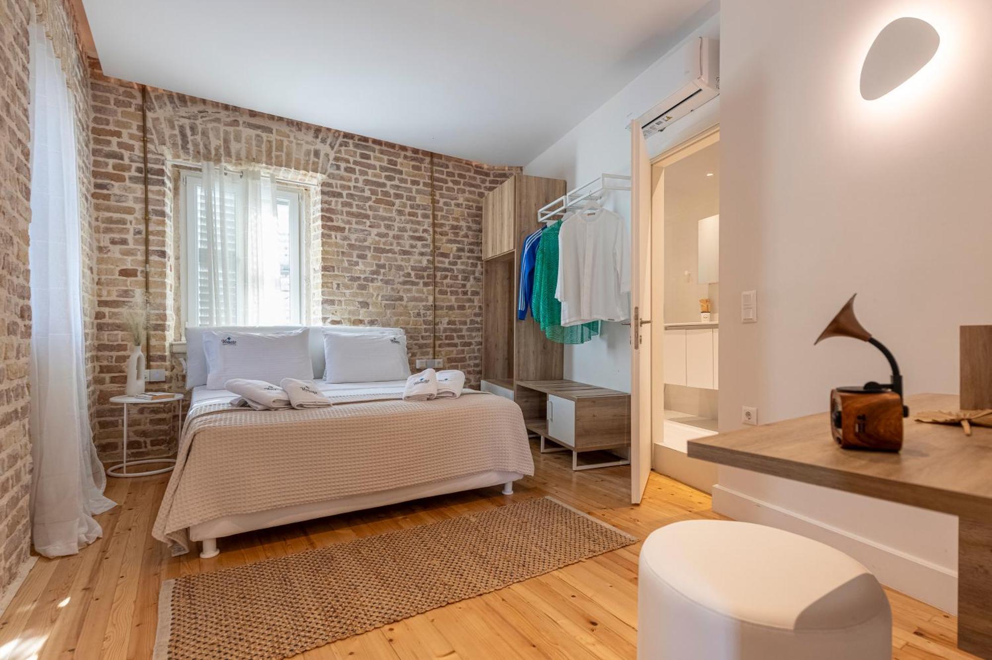 Vailato Swan White Suite Corfu  外观 照片